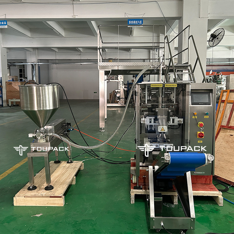 Các túi niêm phong bốn mặt tự động túi răng cưa nước trái cây sữa túi nhỏ nước trang điểm nước chất lỏng hệ thống cân và đóng gói