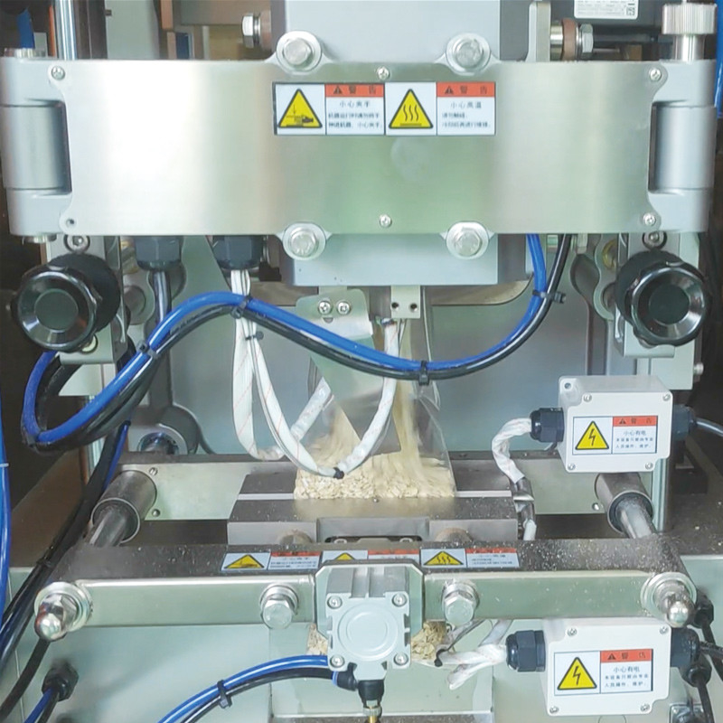 Máy đóng gói khoai tây chiên nhiều đầu Nitrogen hạt đậu phộng Popcorn máy đóng gói túi