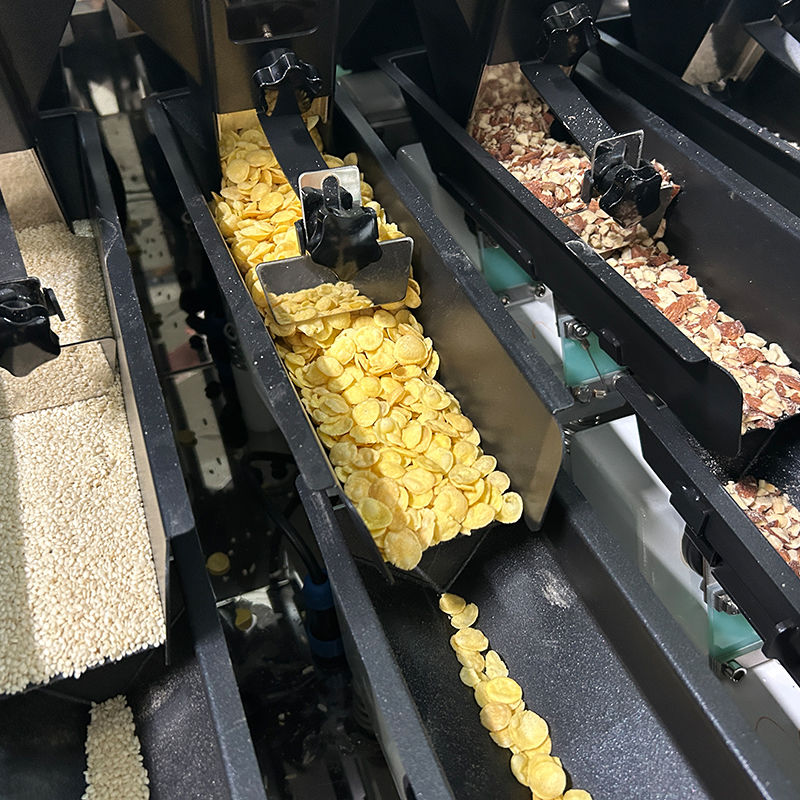 Máy đóng gói túi thức ăn cho chim Máy đóng gói thức ăn cho chó và mèo Máy đóng gói thực phẩm Máy đóng gói hạt đa chức năng Thiết bị đóng gói đa đầu Máy cân