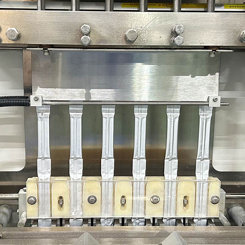 Tốc độ cao nhiều đường băng Pop kẹo đóng gói điền đóng kín tự động Popsicle nước trái cây Multilane chất lỏng túi đóng gói máy