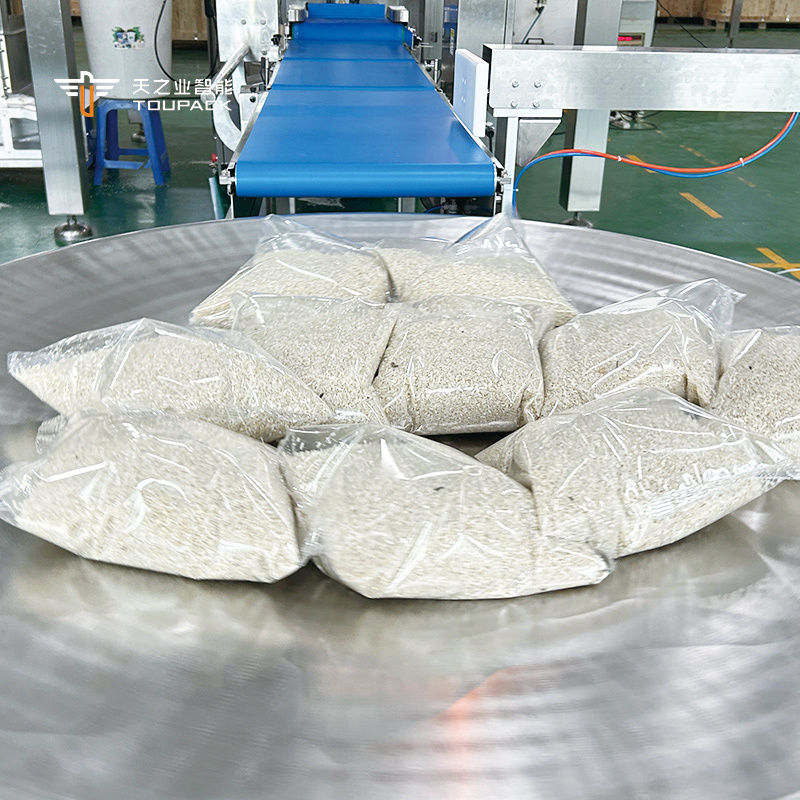 Máy đóng gói đậu phỉ tự động Popcorn bắp bắp bột nướng đậu phộng hạt dừa nhiều đầu Máy đóng gói cân