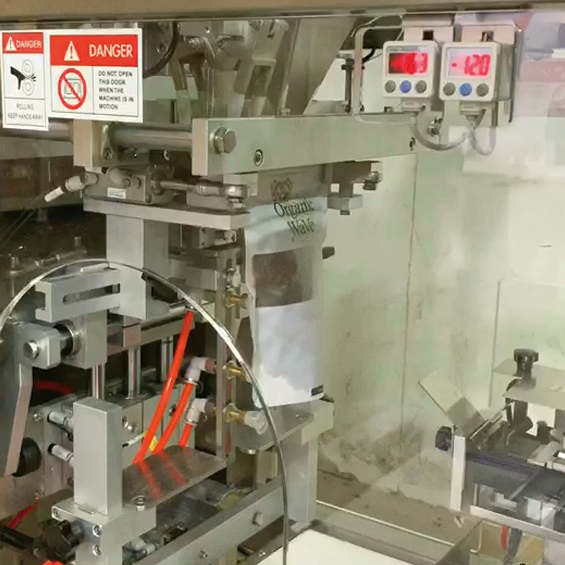 Vietnam Hệ thống đóng gói cà phê tự động Doypack Cà phê nướng hạt Gusset túi Ziplock túi đóng gói máy với máy in ngày