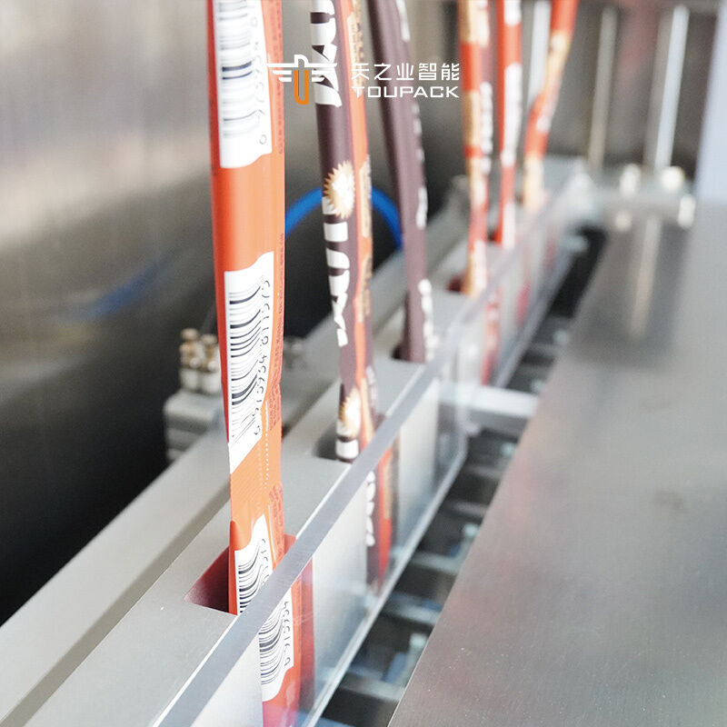 Máy đóng gói túi chất lỏng tự động nhiều làn 50ml 100ml nước ép trái cây kem que thạch que đóng gói