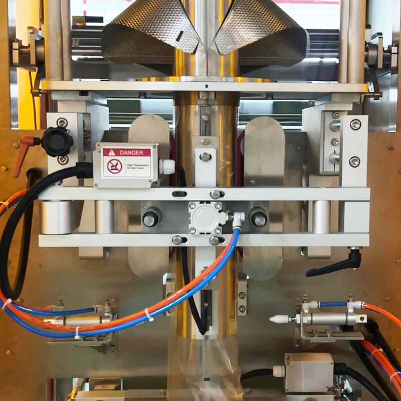 Máy VFFS tốc độ cao cho thực phẩm thú cưng, đồ ăn nhẹ và đóng gói hạt với 80-200 túi / phút đầu ra