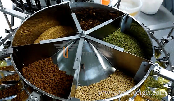 Nuts Scale Multihead Weigher 0.8L Dimple Pate Với Hệ thống Điều khiển MCU